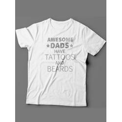 Мужская футболка с прикольным принтом "Awesome dads have tattoos and beards"
