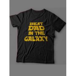 Мужская футболка с прикольным принтом "Best dad in the galaxy"