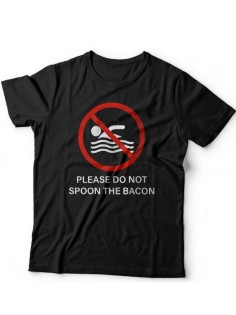 Мужская футболка с прикольным принтом "Please do not spoon the bacon"