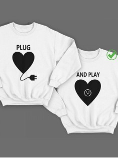 Парные свитшоты с принтами Plug& play