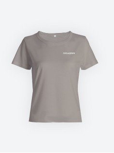 Модная женская футболка с принтом «Сисьадмин».