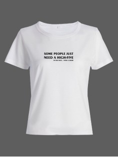 Женская футболка со смешной надписью "Some people just need"/Смешная