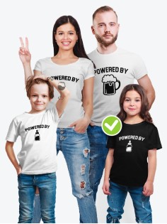 Футболки family look для всей семьи с принтом Powered by | Прикольные одинаковые семейные футболки