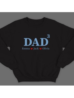 Свитшот в подарок для папы с надписью "DAD^3" ("Папа в третьей степени") и именами ваших детей