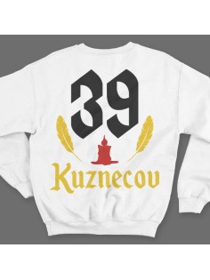 Именной свитшот с шрифтом старого времени и свечой #50