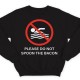 Прикольный свитшот с надписью "Please do not spoon the bacon"  ("Пожалуйста не трогайте бекон ложкой")