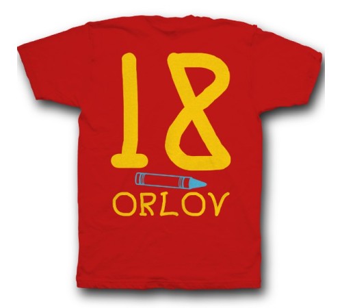 Именная футболка с детским шрифтом и мелками #23