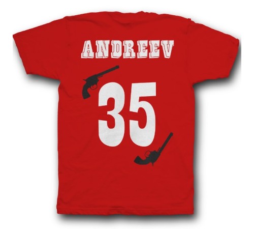 Именная футболка с вестерн шрифтом и револьверами #30