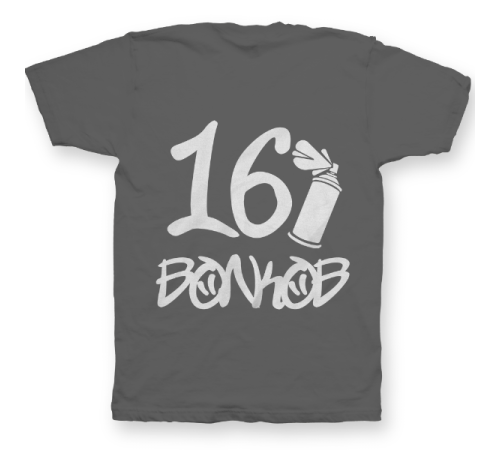 Именная футболка с граффити шрифтом и балончиком с краской #55