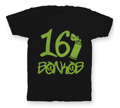 Именная футболка с граффити шрифтом и балончиком с краской #55