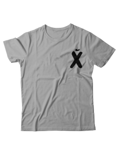 Прикольная футболка с маленьким принтом "буква Х*Й"