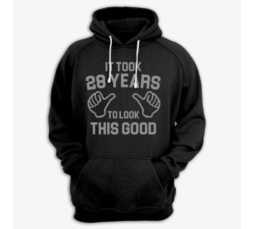 Толстовка с капюшоном с надписью "It took 28 years to look this good"