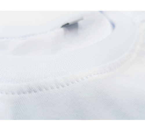 Футболка без надписи белая