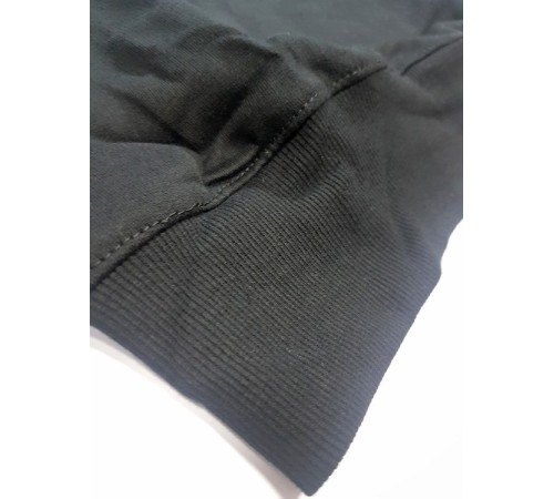 Свитшот без надписи черный