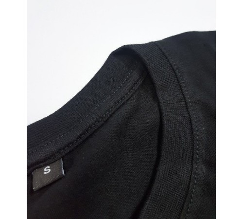 Футболка без надписи черная